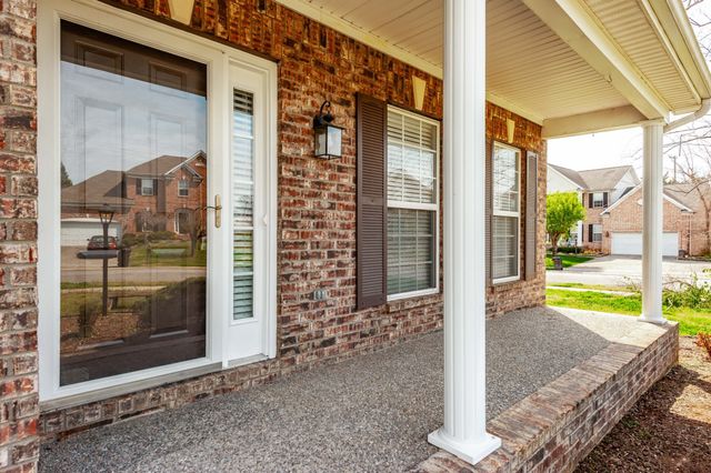 133 Cabin Branch Circle, Hendersonville, TN 37075