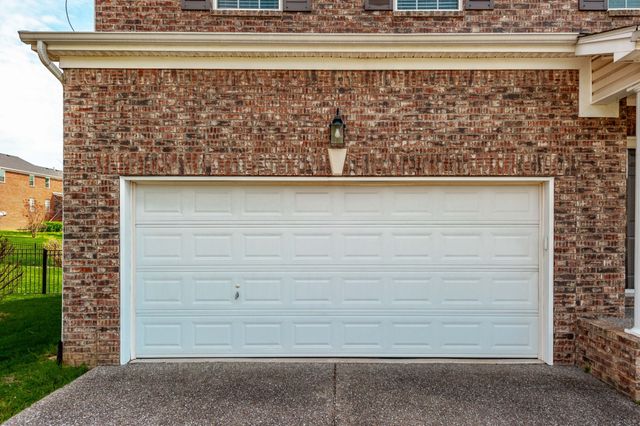 133 Cabin Branch Circle, Hendersonville, TN 37075