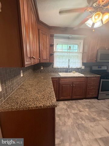 453 CENTERTON RD, Bridgeton, NJ 08302