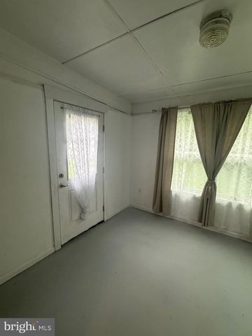 453 CENTERTON RD, Bridgeton, NJ 08302