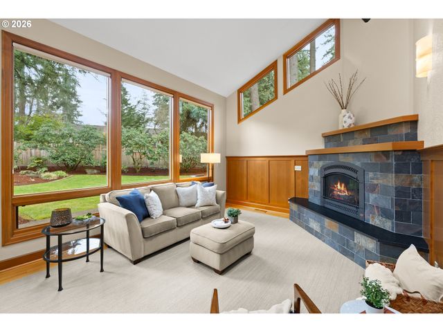 1190 BAYBERRY Rd, Lake Oswego, OR 97034