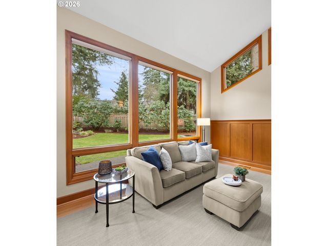 1190 BAYBERRY Rd, Lake Oswego, OR 97034