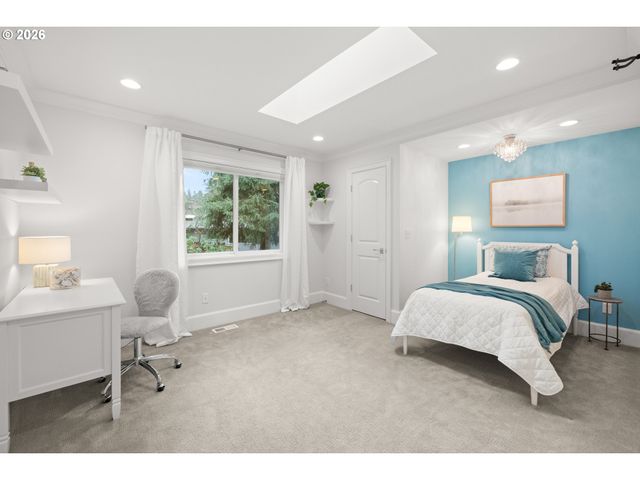 1190 BAYBERRY Rd, Lake Oswego, OR 97034