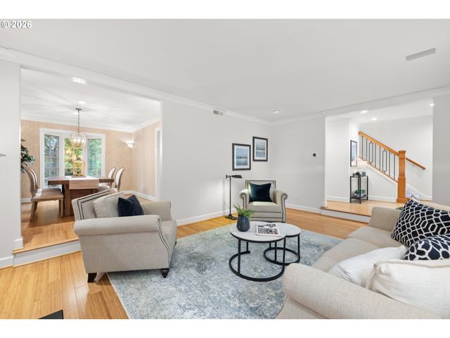 1190 BAYBERRY Rd, Lake Oswego, OR 97034