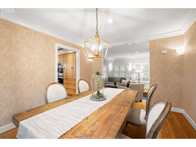 1190 BAYBERRY Rd, Lake Oswego, OR 97034