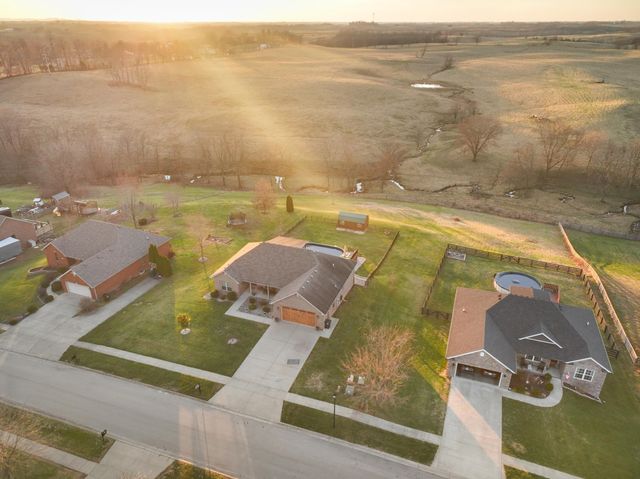 210 Trillium Lp, Richmond, KY 40475