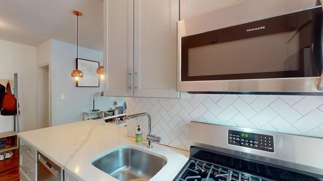 43-10 48 Avenue 2J, Woodside, NY 11377