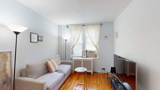 43-10 48 Avenue 2J, Woodside, NY 11377