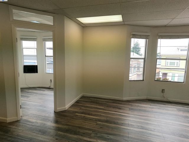 4601 Telegraph Ave 206, Oakland, CA 94609