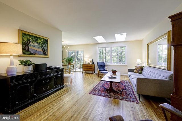 5 OLIVEWOOD CT, Greenbelt, MD 20770