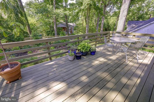 5 OLIVEWOOD CT, Greenbelt, MD 20770