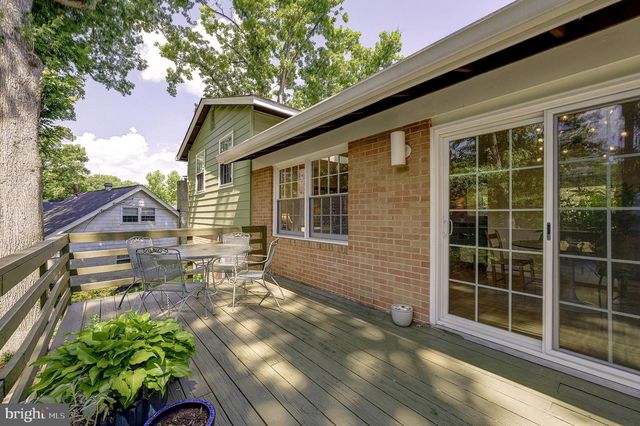 5 OLIVEWOOD CT, Greenbelt, MD 20770