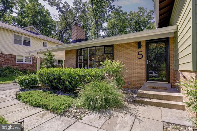5 OLIVEWOOD CT, Greenbelt, MD 20770