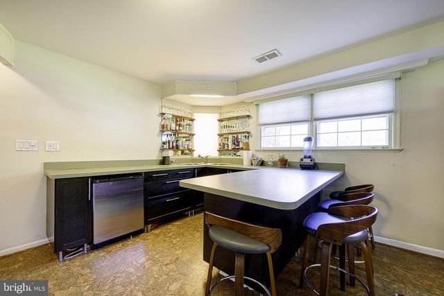 5 OLIVEWOOD CT, Greenbelt, MD 20770