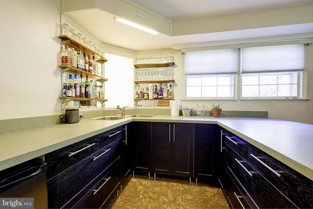 5 OLIVEWOOD CT, Greenbelt, MD 20770