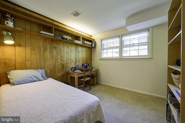 5 OLIVEWOOD CT, Greenbelt, MD 20770