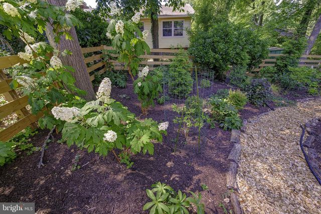 5 OLIVEWOOD CT, Greenbelt, MD 20770