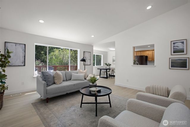 12227 138th Avenue NW, Gig Harbor, WA 98329