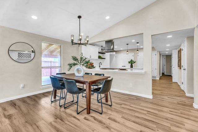 7618 Christie Lane, Dallas, TX 75249