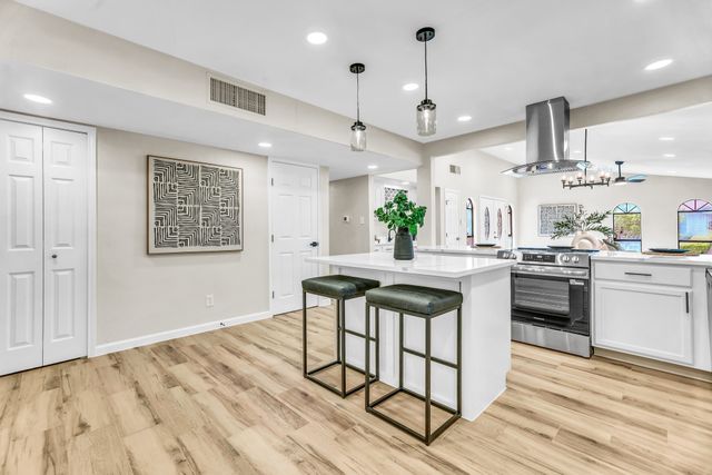 7618 Christie Lane, Dallas, TX 75249