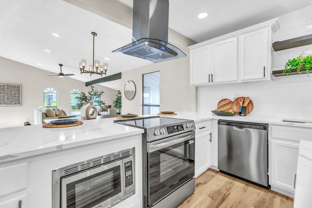 7618 Christie Lane, Dallas, TX 75249