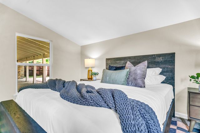 7618 Christie Lane, Dallas, TX 75249