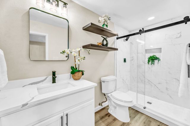 7618 Christie Lane, Dallas, TX 75249