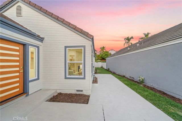8 Misty Creek, Laguna Hills, CA 92653