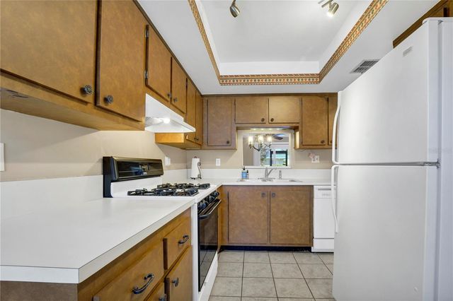 345 24TH STREET NW 16, Winter Haven, FL 33880