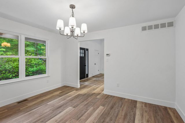 38 WOODSTONE DR, Voorhees, NJ 08043