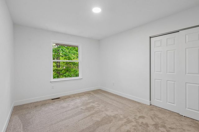 38 WOODSTONE DR, Voorhees, NJ 08043