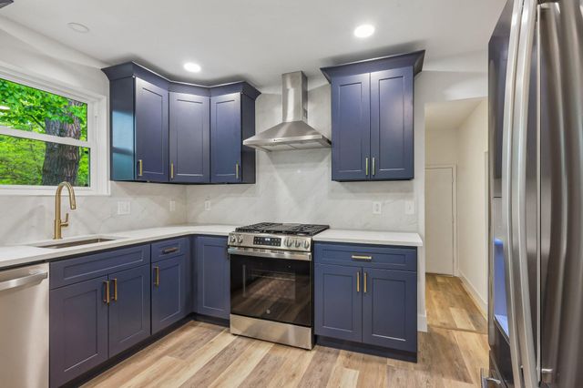 38 WOODSTONE DR, Voorhees, NJ 08043