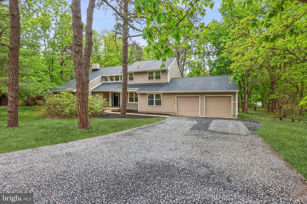 38 WOODSTONE DR, Voorhees, NJ 08043