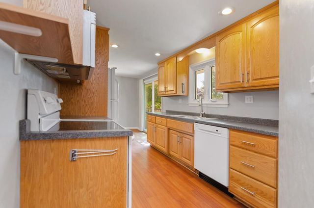 919 MORRIS AVENUE, Green Bay, WI 54304