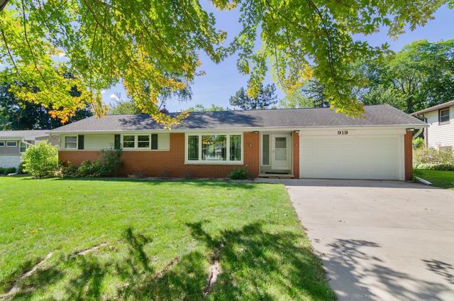 919 MORRIS AVENUE, Green Bay, WI 54304