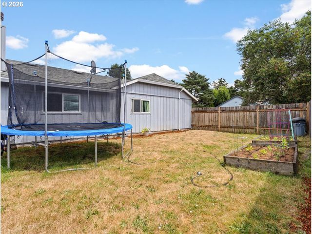 1611 Se BLAIRMONT Dr, Vancouver, WA 98683