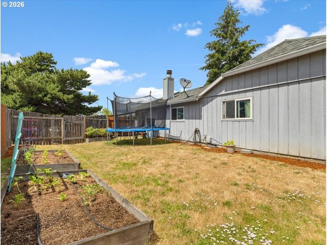 1611 Se BLAIRMONT Dr, Vancouver, WA 98683