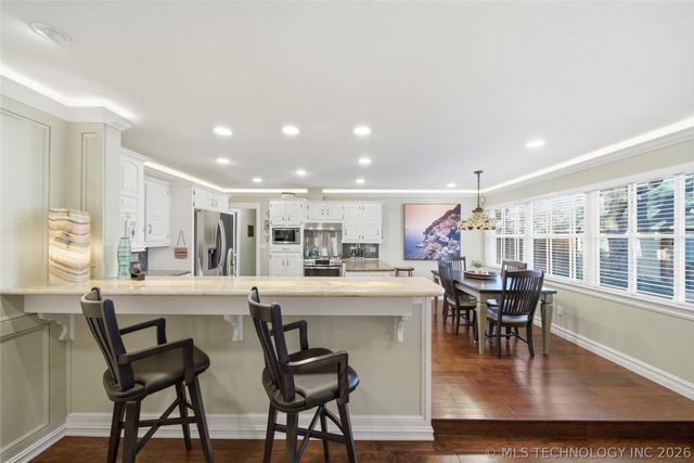 9905 S Maplewood Avenue, Tulsa, OK 74137