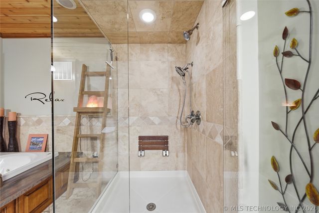 9905 S Maplewood Avenue, Tulsa, OK 74137
