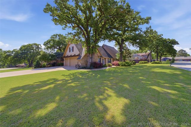 9905 S Maplewood Avenue, Tulsa, OK 74137