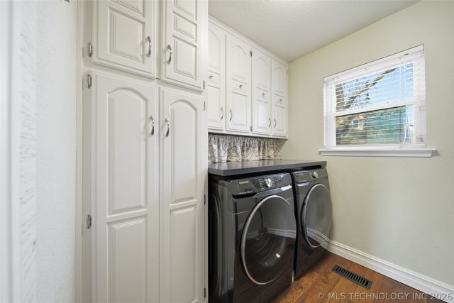 9905 S Maplewood Avenue, Tulsa, OK 74137