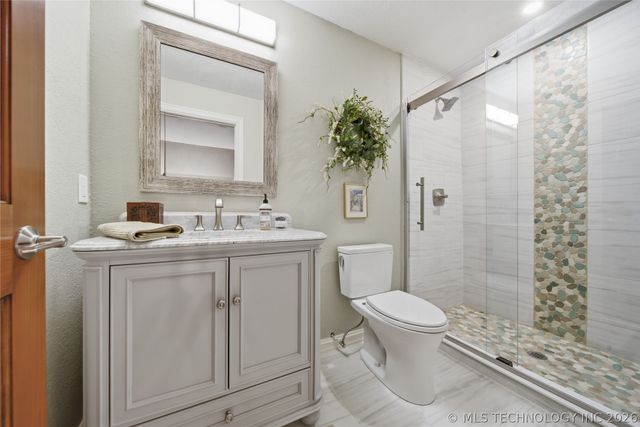 9905 S Maplewood Avenue, Tulsa, OK 74137