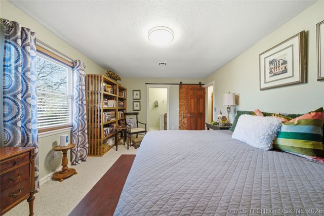 9905 S Maplewood Avenue, Tulsa, OK 74137