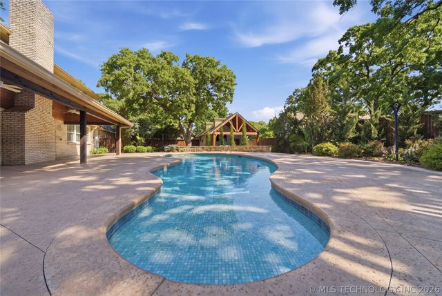 9905 S Maplewood Avenue, Tulsa, OK 74137