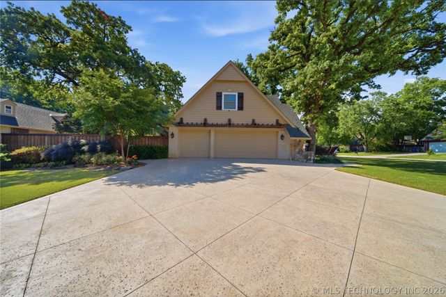9905 S Maplewood Avenue, Tulsa, OK 74137