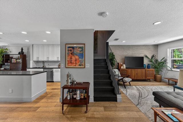 200 NE 17th Court Unit 801, Fort Lauderdale, FL 33305