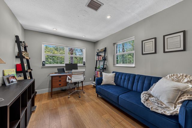 200 NE 17th Court Unit 801, Fort Lauderdale, FL 33305