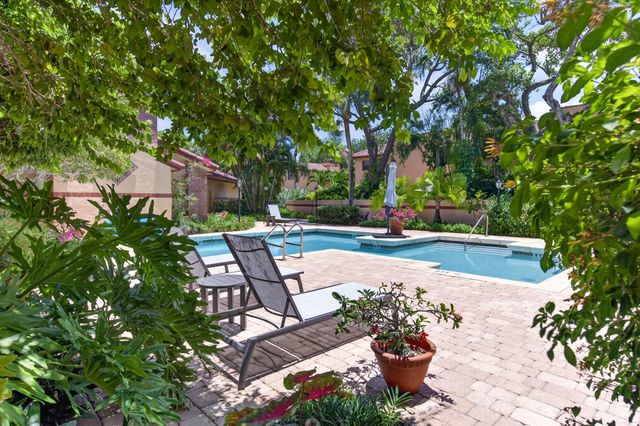 200 NE 17th Court Unit 801, Fort Lauderdale, FL 33305