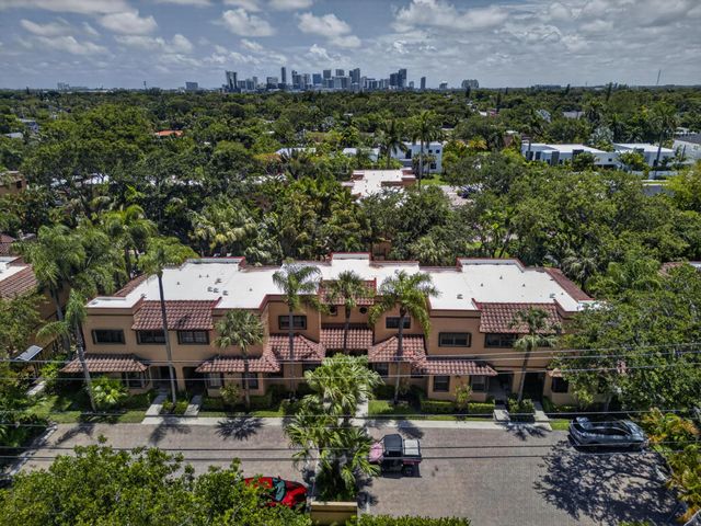 200 NE 17th Court Unit 801, Fort Lauderdale, FL 33305
