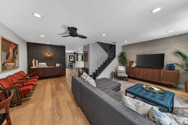 200 NE 17th Court Unit 801, Fort Lauderdale, FL 33305